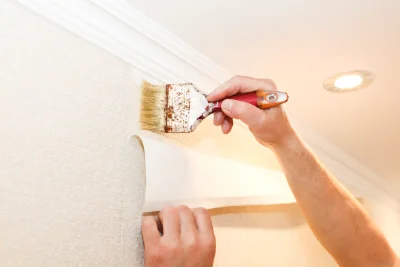 Pose de papier peint à Sacey — revêtements muraux et toiles de verre
